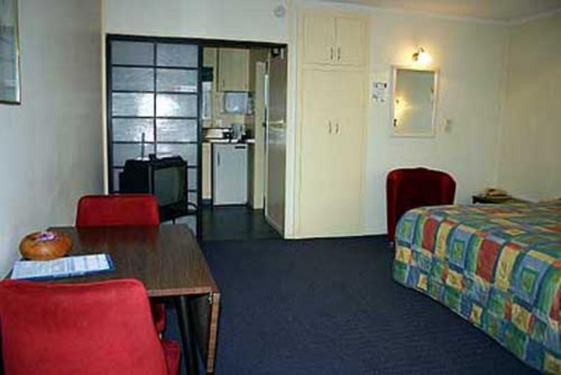 Townhouse Motel Тимару Экстерьер фото