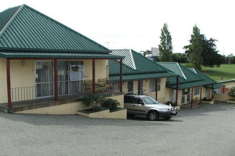Townhouse Motel Тимару Экстерьер фото